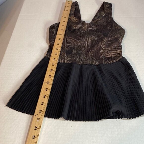 Lululemon City Tank Peplum Golden Goddess Cashew Size 4 - Picture 9 of 11